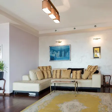 Roof Penthouse 15th Floor *