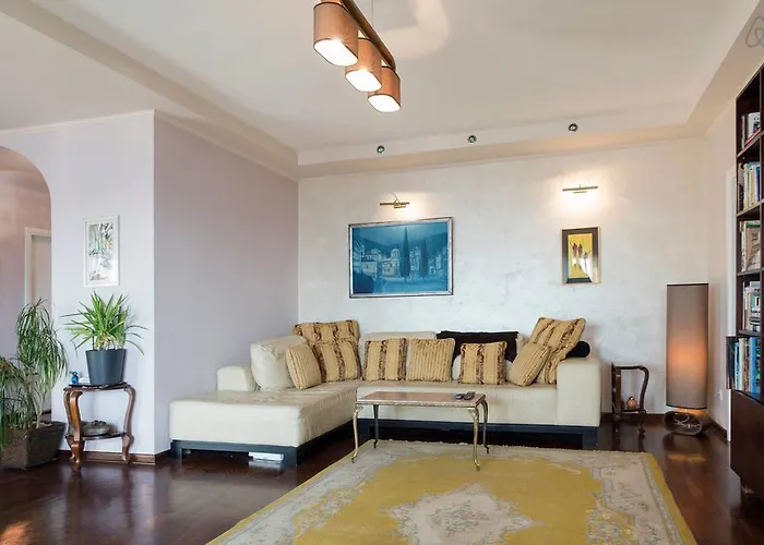 Roof Penthouse 15th Floor *